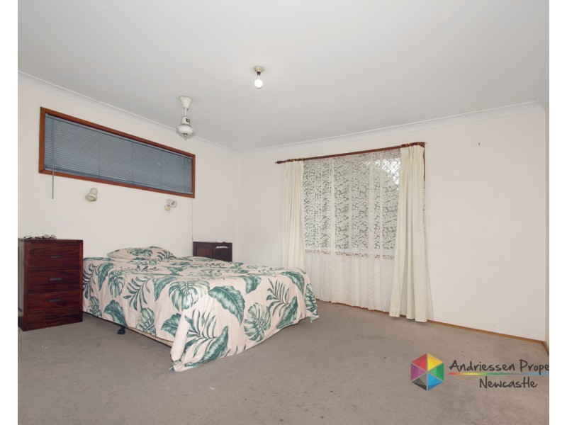 10 Delasala Drive, Macquarie Hills NSW 2285