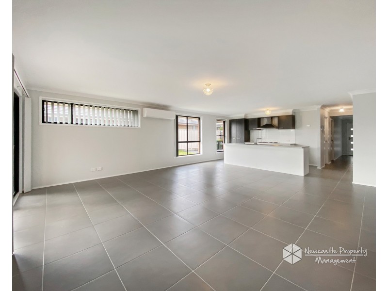 14 Lamb Street, Boolaroo NSW 2284