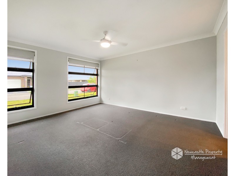 14 Lamb Street, Boolaroo NSW 2284