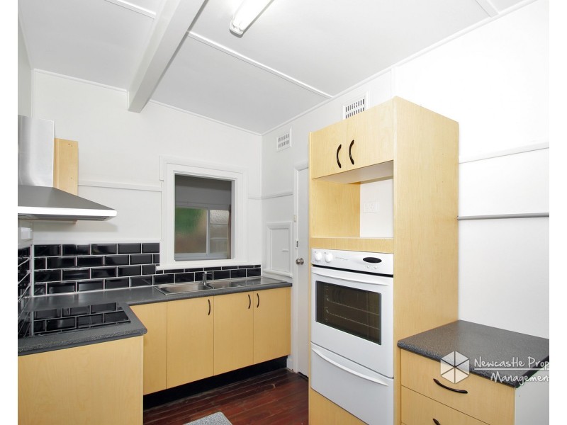 447 Main Road, Glendale NSW 2285