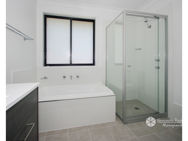 37 Lamb Street, Boolaroo NSW 2284