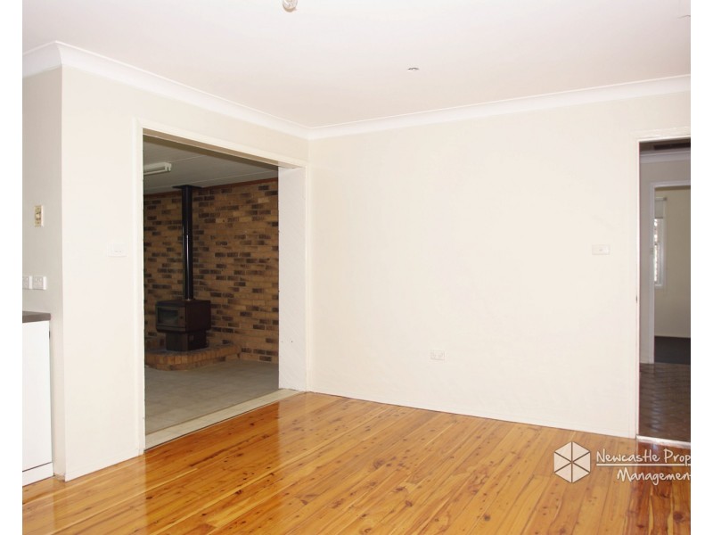 4 Bunning Avenue, Rutherford NSW 2320