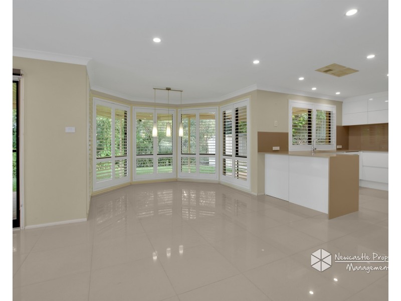 1 Hebrides Road, Fletcher NSW 2287