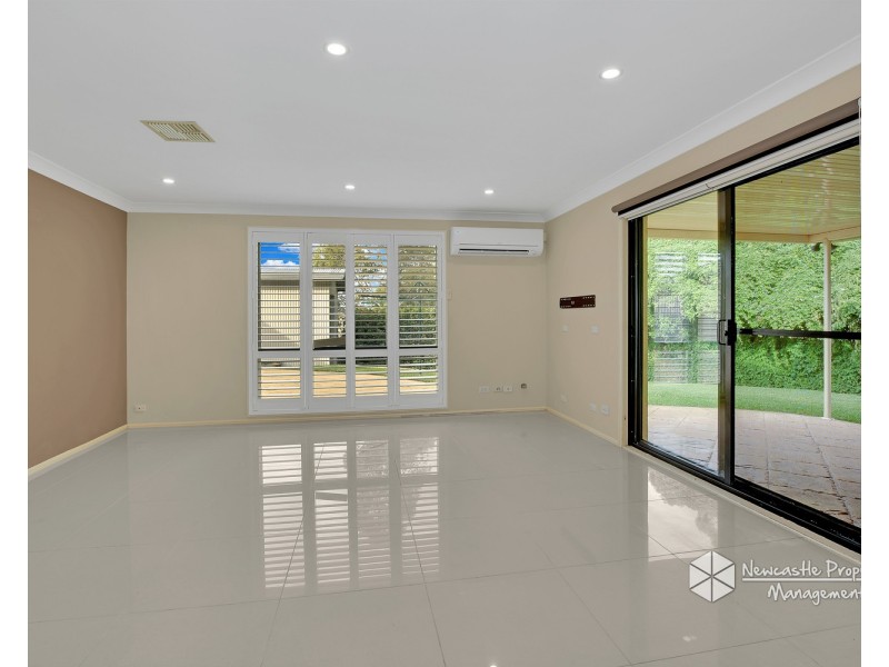 1 Hebrides Road, Fletcher NSW 2287