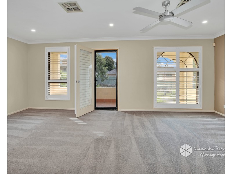 1 Hebrides Road, Fletcher NSW 2287