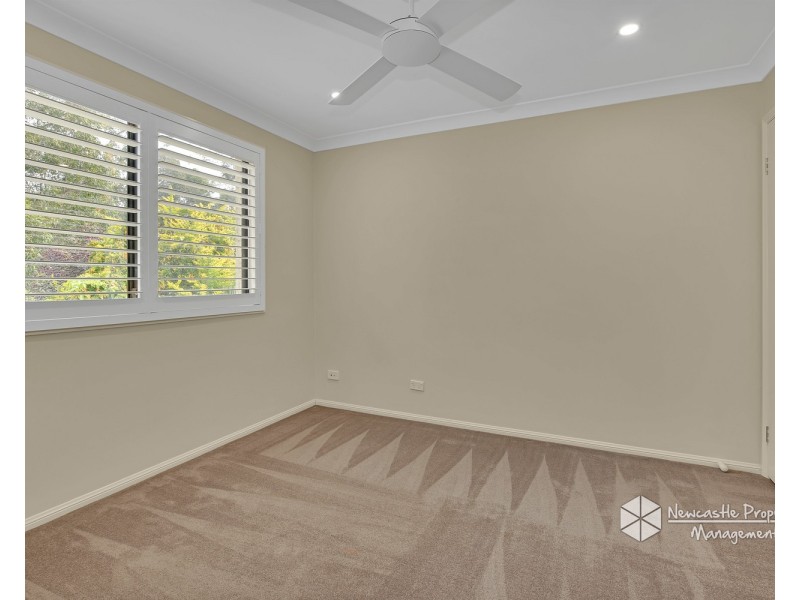 1 Hebrides Road, Fletcher NSW 2287