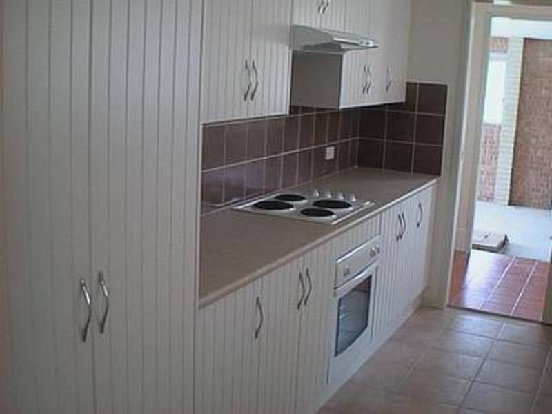 2 Triton Close, Cameron Park NSW 2285