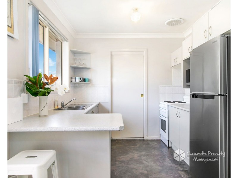 3/2 Teramby Road, Hamilton NSW 2303