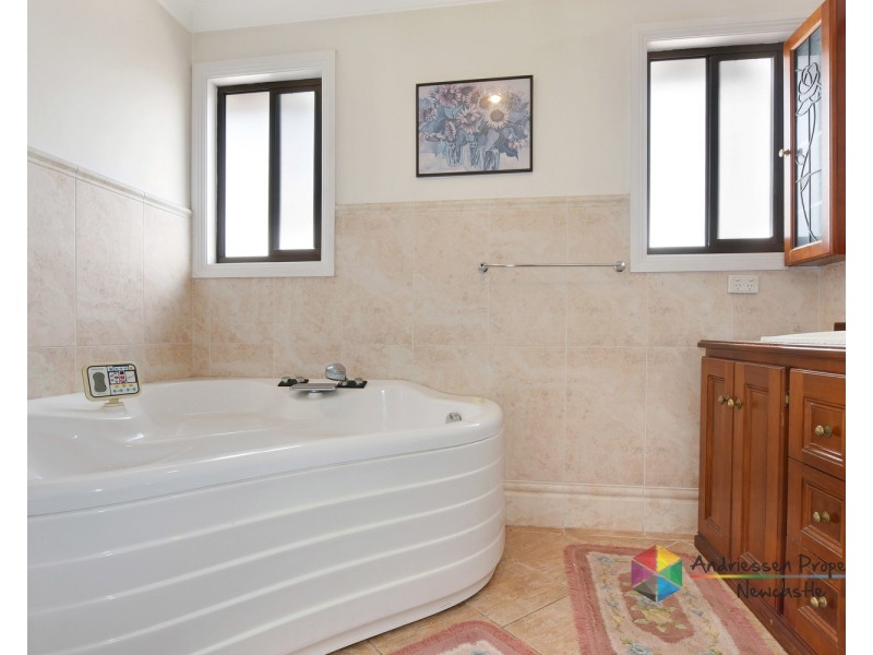 12 Cedar Street, Cardiff NSW 2285