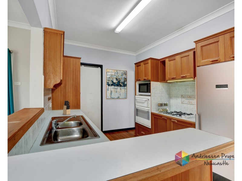 12A Croudace Bay Road, Belmont NSW 2280