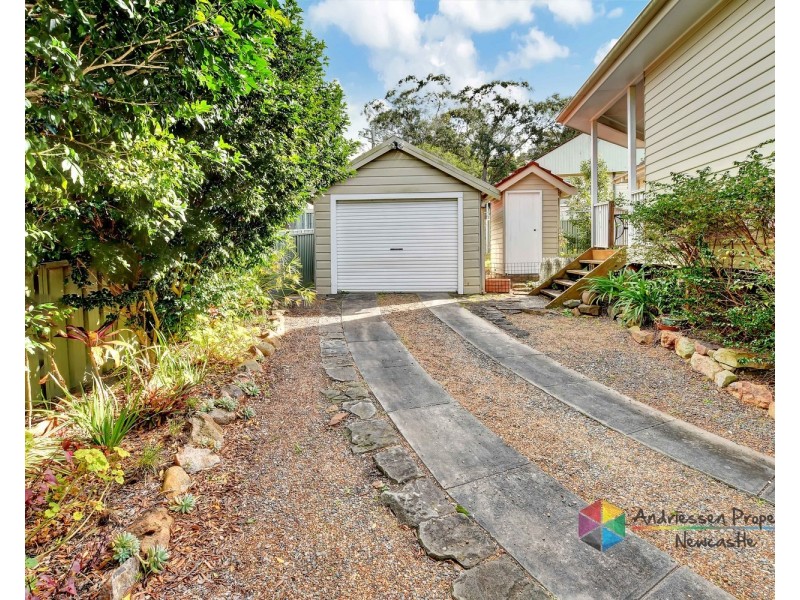 12A Croudace Bay Road, Belmont NSW 2280