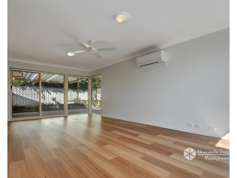 2/2 Baron Close, Valentine NSW 2280