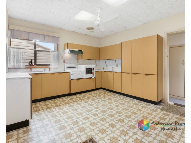 9 Quarry Road, Speers Point NSW 2284