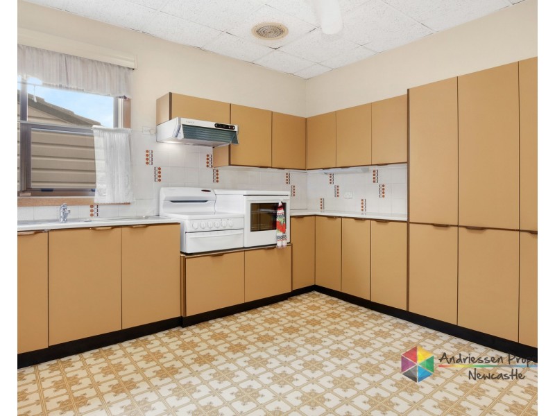 9 Quarry Road, Speers Point NSW 2284