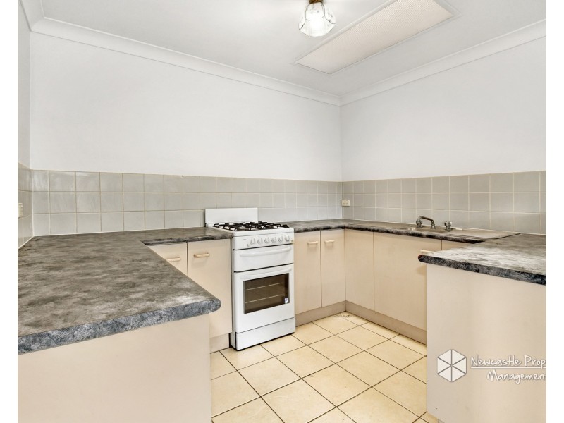 2/4 Simpson Court, Mayfield NSW 2304