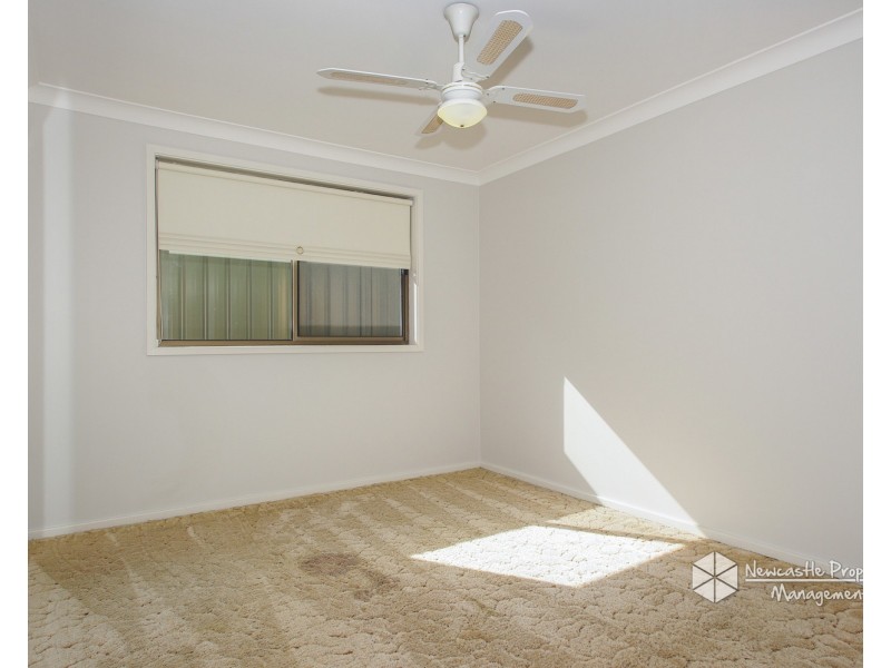 48 Ian Street, Eleebana NSW 2282