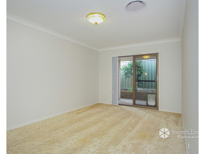 48 Ian Street, Eleebana NSW 2282
