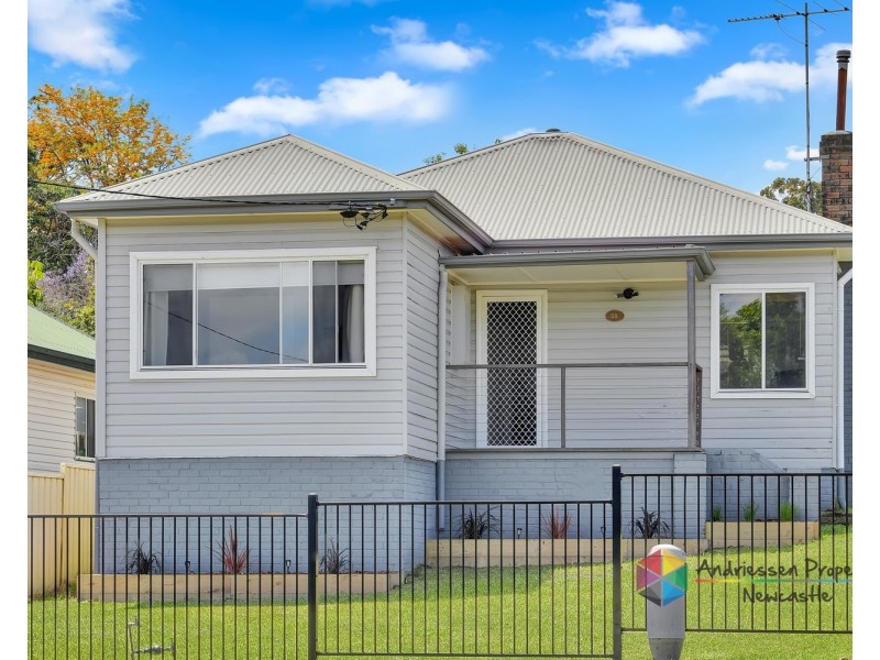 35 Fern Valley Road, Cardiff NSW 2285