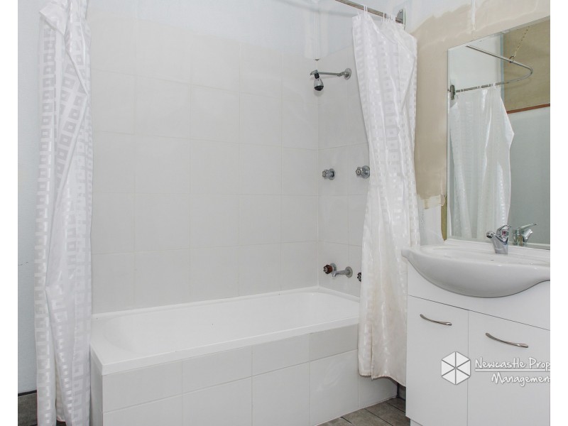 2/30 Margaret Street, Mayfield NSW 2304