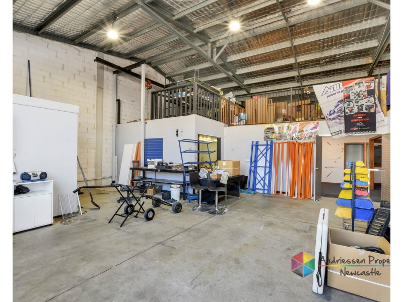 2/41a Munibung Road, Cardiff NSW 2285