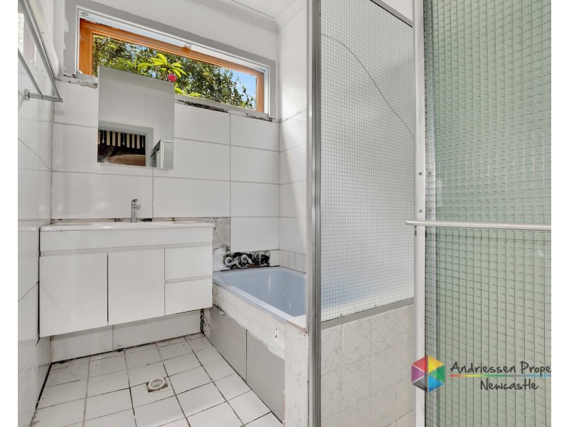 16 Quarry Road, Speers Point NSW 2284
