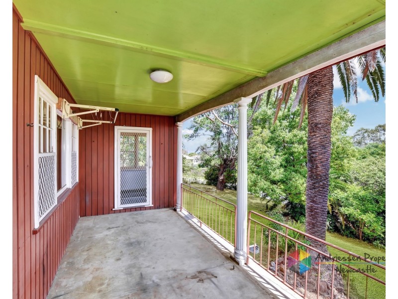 16 Quarry Road, Speers Point NSW 2284