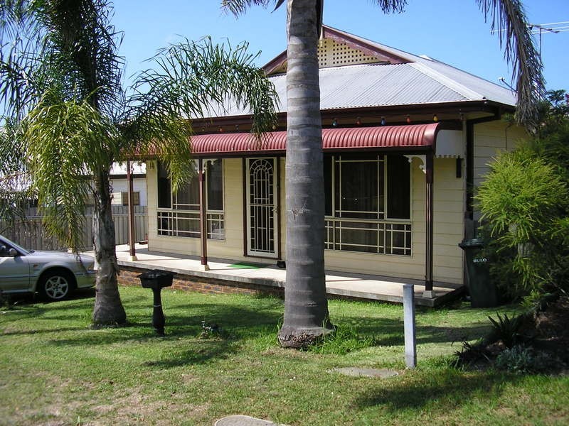 14 Maud Street, Cardiff South NSW 2285