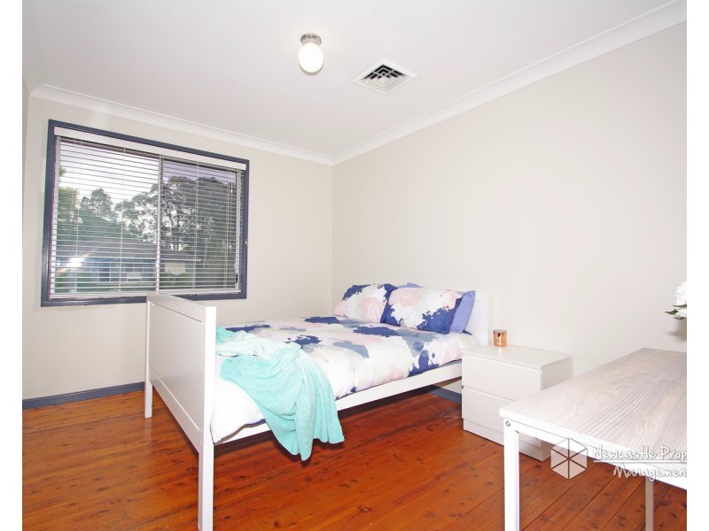 36 Renfrew Crescent, Edgeworth NSW 2285