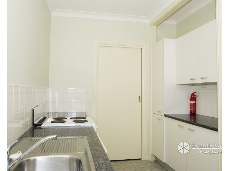 2/304 The Esplanade, Speers Point NSW 2284