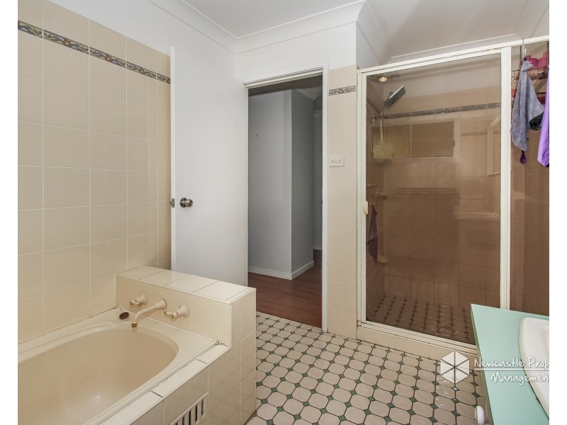 8 Enterprise Way, Woodrising NSW 2284