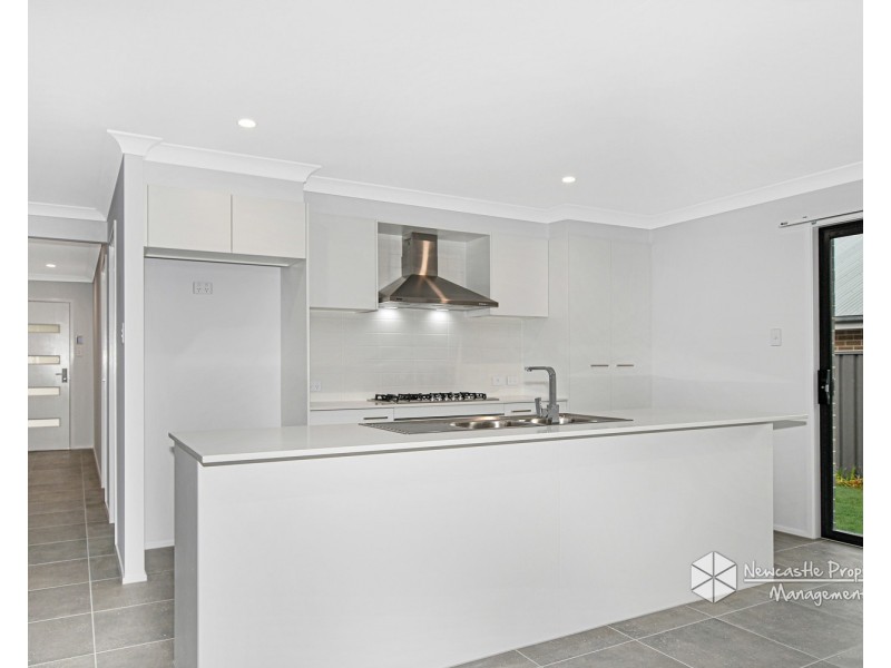 11 Kenakan Street, Edgeworth NSW 2285