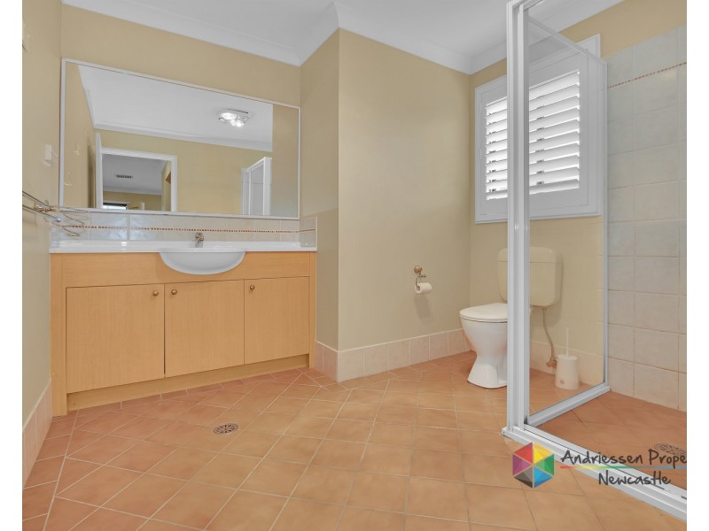 1 Hebrides Road, Fletcher NSW 2287