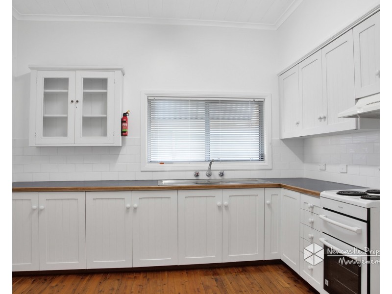 8 Robert Street, Wallsend NSW 2287