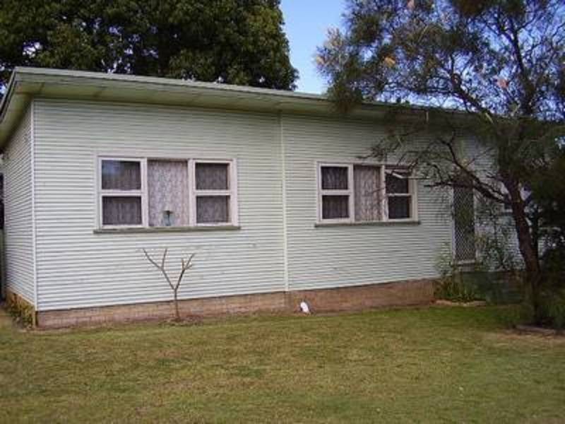 90 Lowry Street, Cardiff NSW 2285