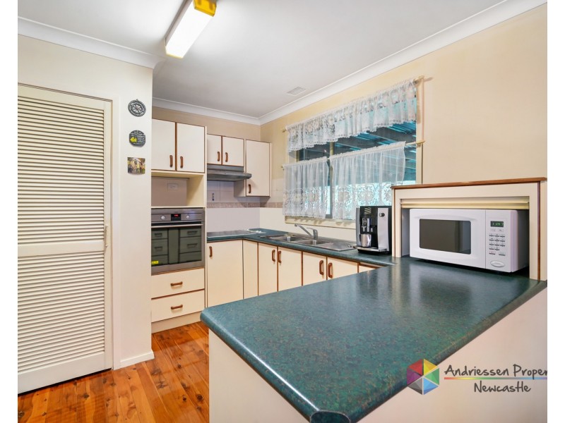 20 Granada Avenue, Macquarie Hills NSW 2285