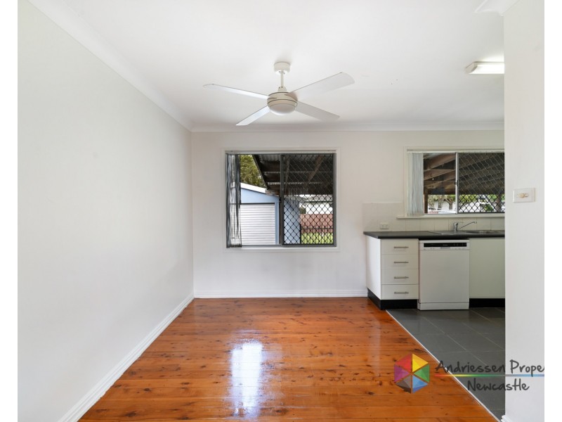 21 Renfrew Crescent, Edgeworth NSW 2285