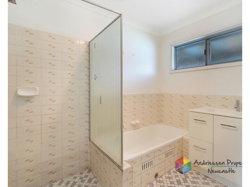 21 Renfrew Crescent, Edgeworth NSW 2285