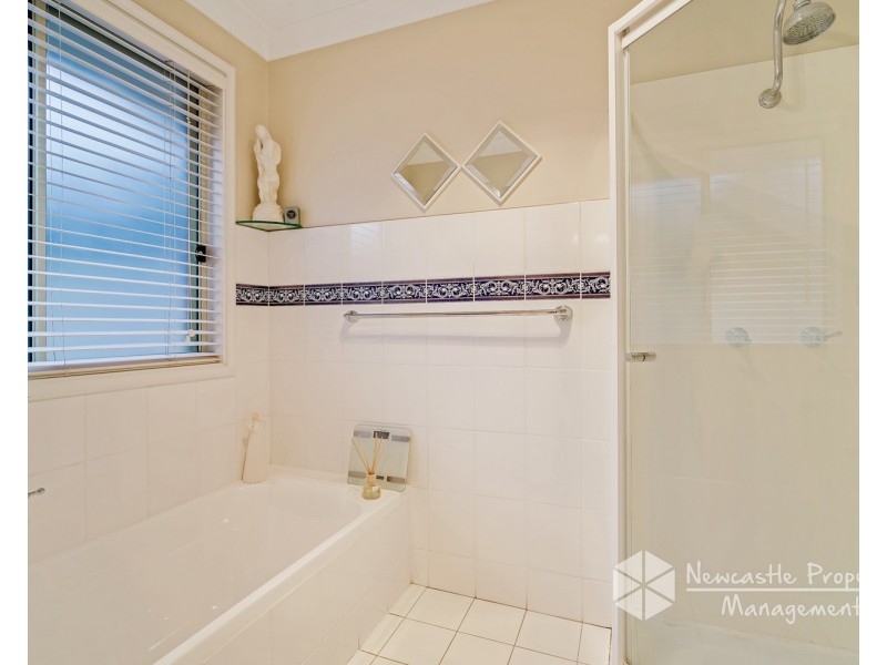 4 Delaware Drive, Macquarie Hills NSW 2285