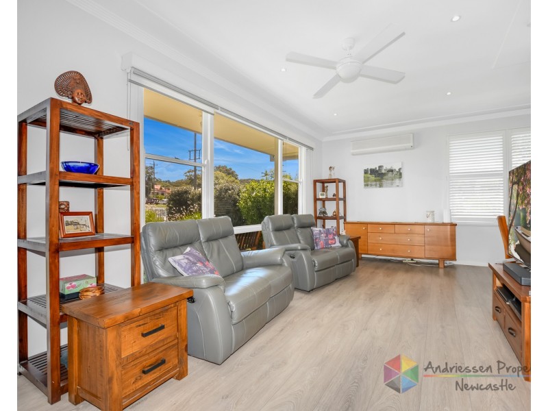 10 Nord Street, Speers Point NSW 2284