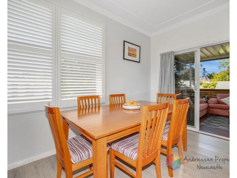 10 Nord Street, Speers Point NSW 2284