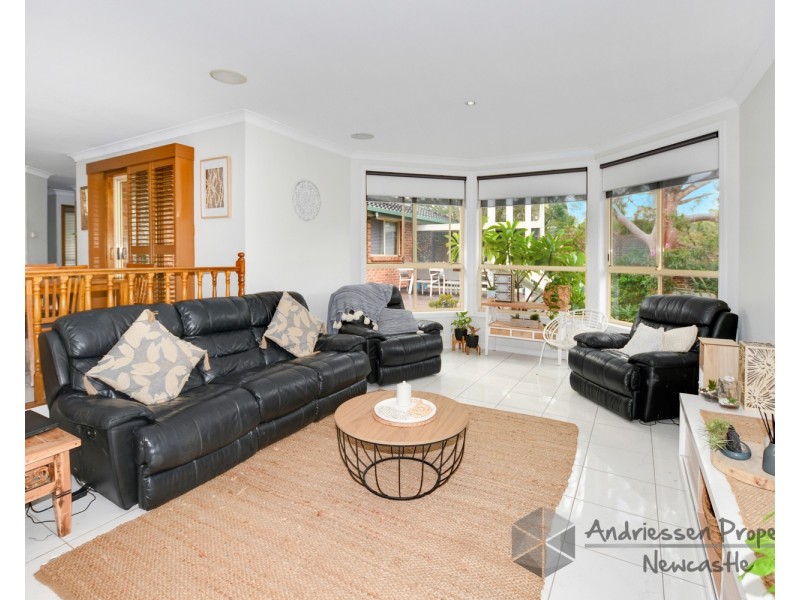 24 Buttermere Drive, Lakelands NSW 2282
