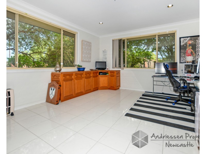24 Buttermere Drive, Lakelands NSW 2282