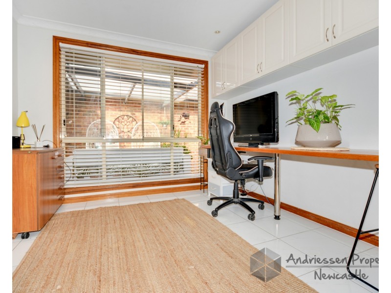 24 Buttermere Drive, Lakelands NSW 2282