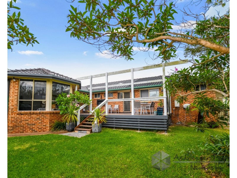 24 Buttermere Drive, Lakelands NSW 2282