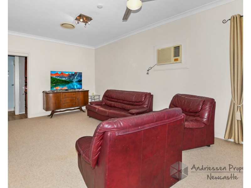 16 Croudace Road, Elermore Vale NSW 2287