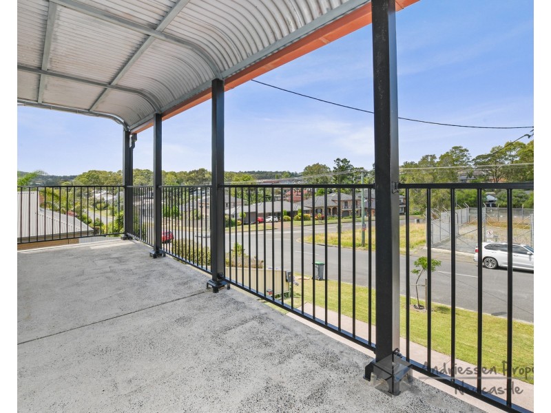 16 Croudace Road, Elermore Vale NSW 2287