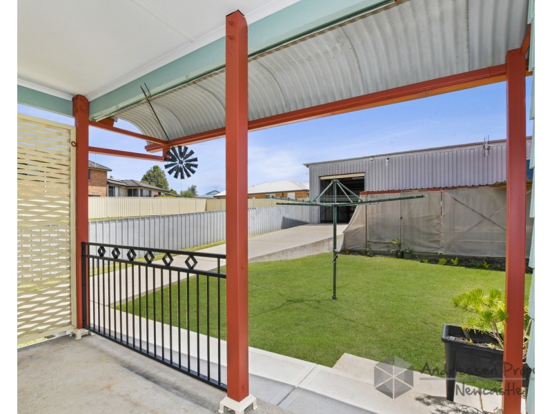 16 Croudace Road, Elermore Vale NSW 2287