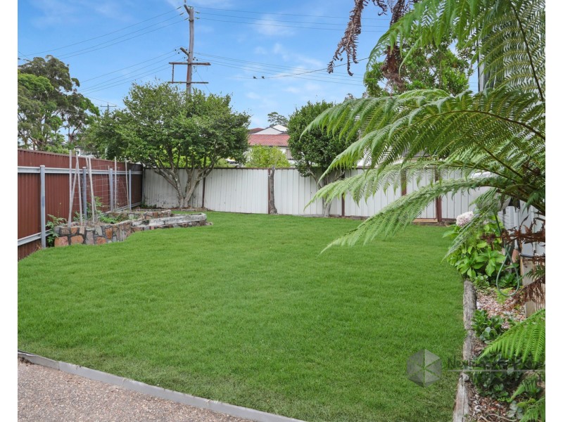 25 Monterey Avenue, Macquarie Hills NSW 2285