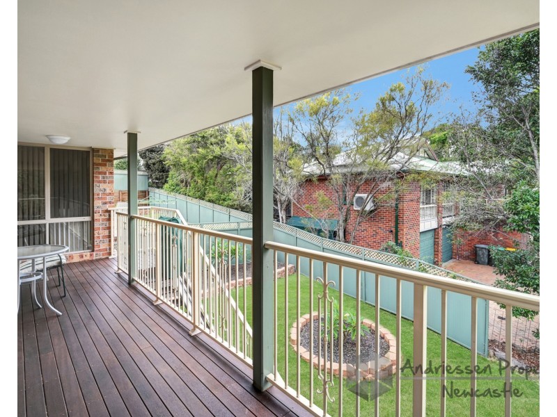 30 Gymea Drive, Garden Suburb NSW 2289