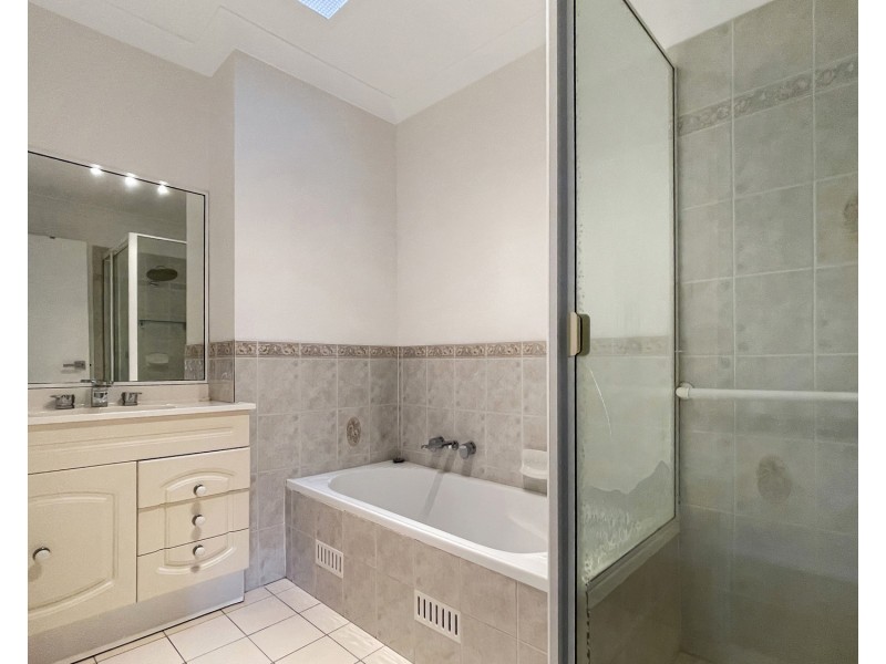 3/5 Loderi Place, Warabrook NSW 2304